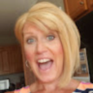 Meet your Posher, Dana